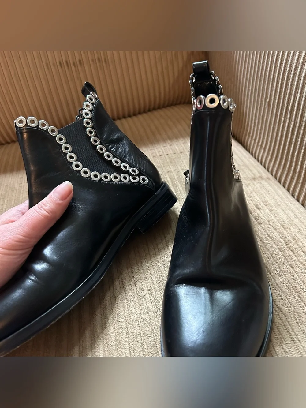 Alaia Paris Black Ankle Boots Leather Silver Grommet Studded Women’s Size 37 (7)
